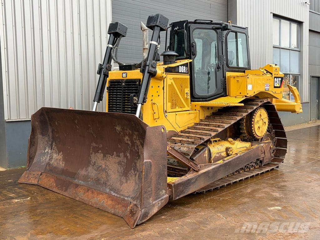 CAT D6R2 Buldožeri gusjeničari