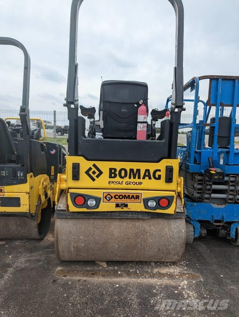 Bomag BW 120 AD-3 Valjci sa dvojnim bubnjem
