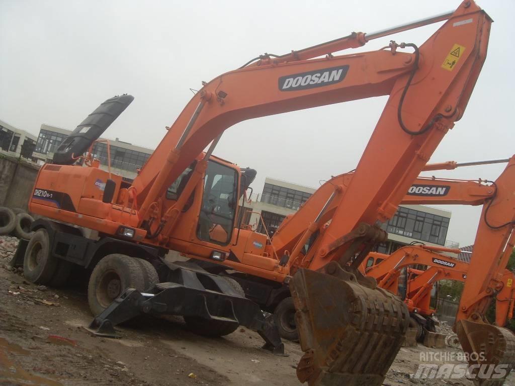 Doosan DH 150 W-7 Bageri na kotačima