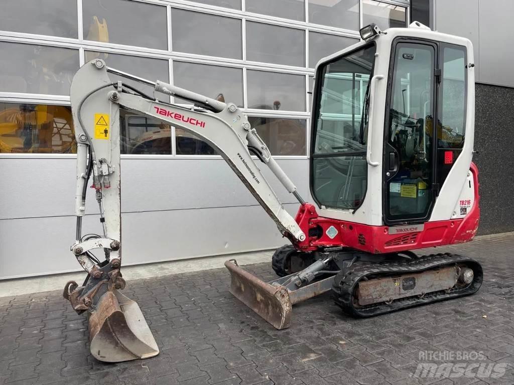 Takeuchi TB216 Mini bageri <7t
