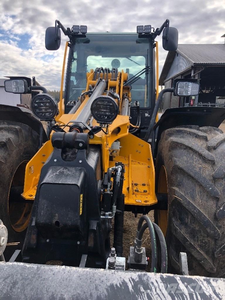 JCB TM 420 S Poljoprivredni teleskopski utovarivači