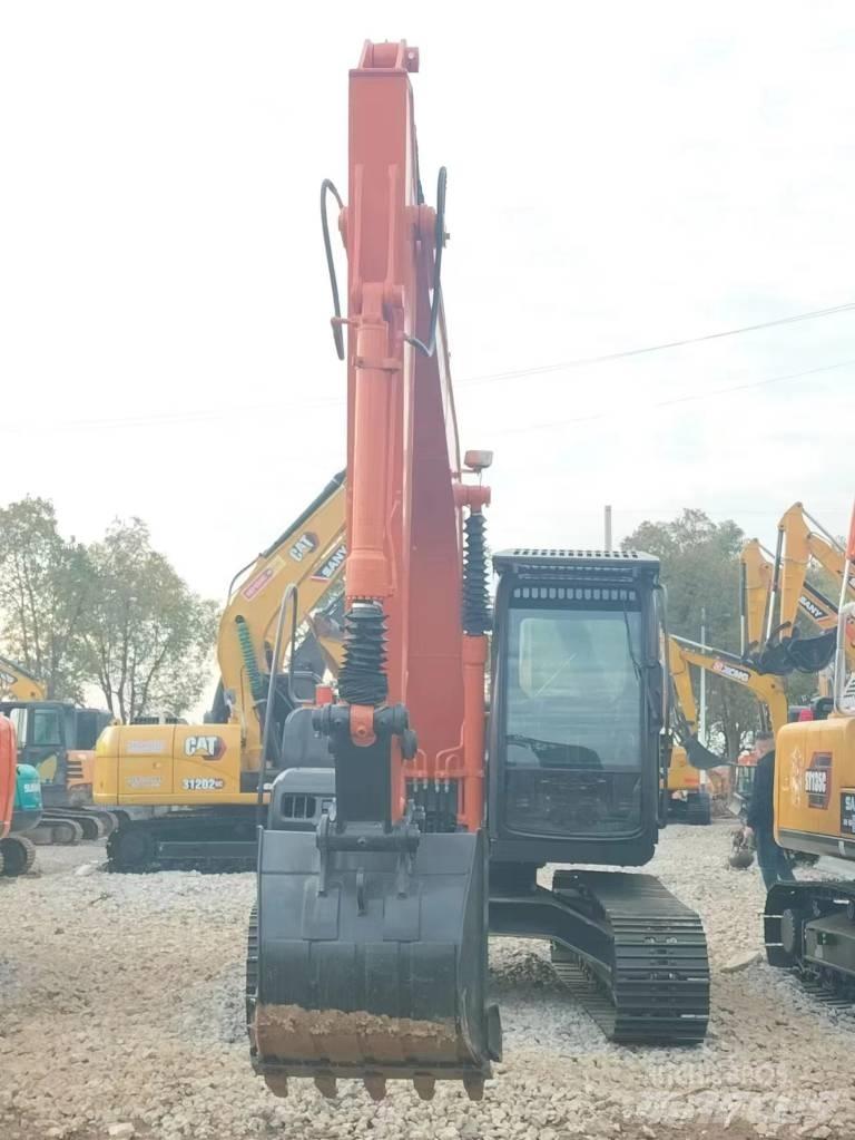 Hitachi ZX 120 Bageri gusjeničari