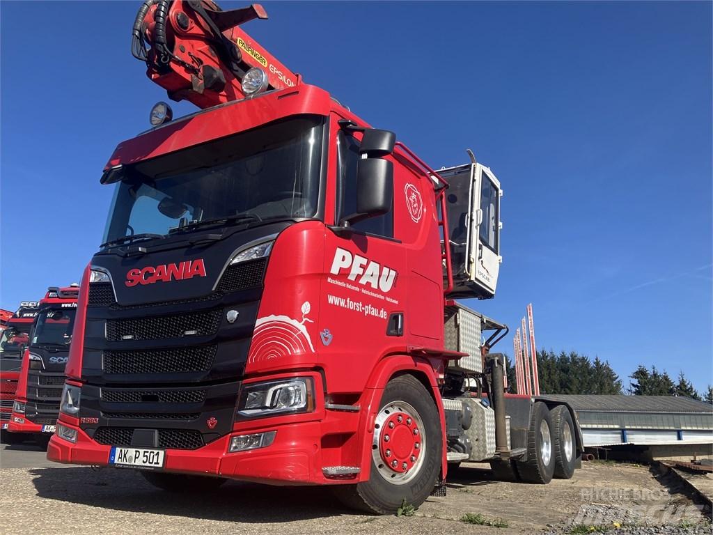Scania R 590 Kamioni za drva