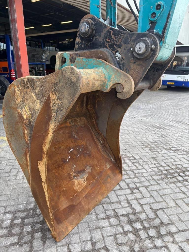 Doosan DX 210 W Bageri na kotačima