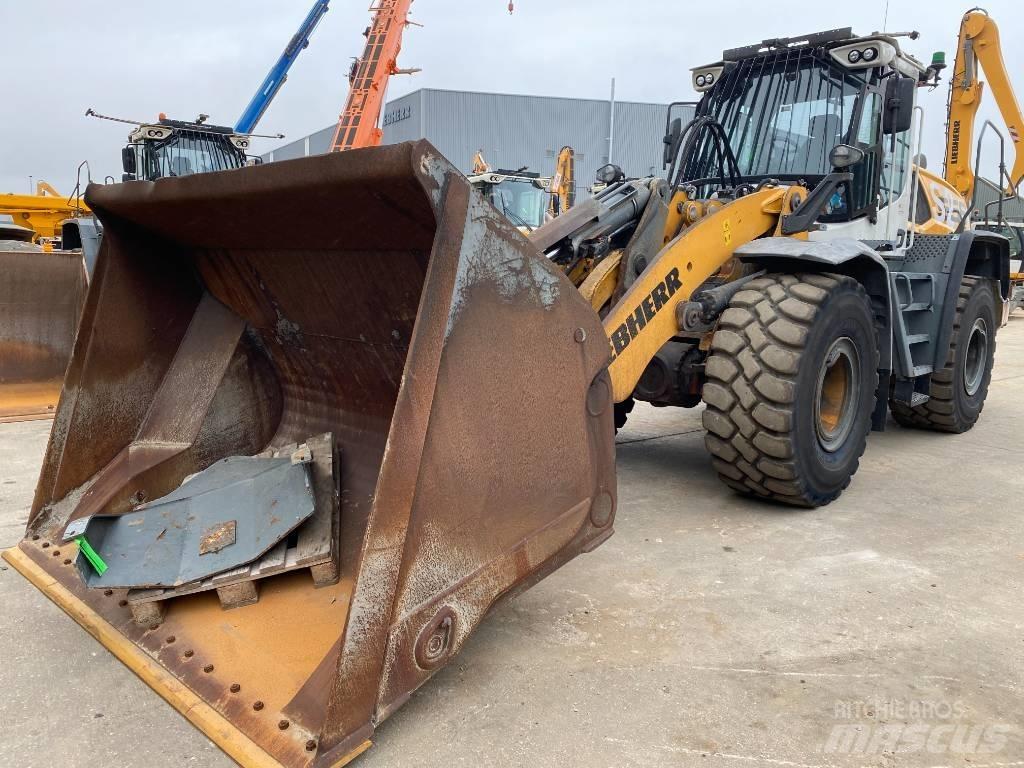 Liebherr L 556 Utovarivači na kotačima