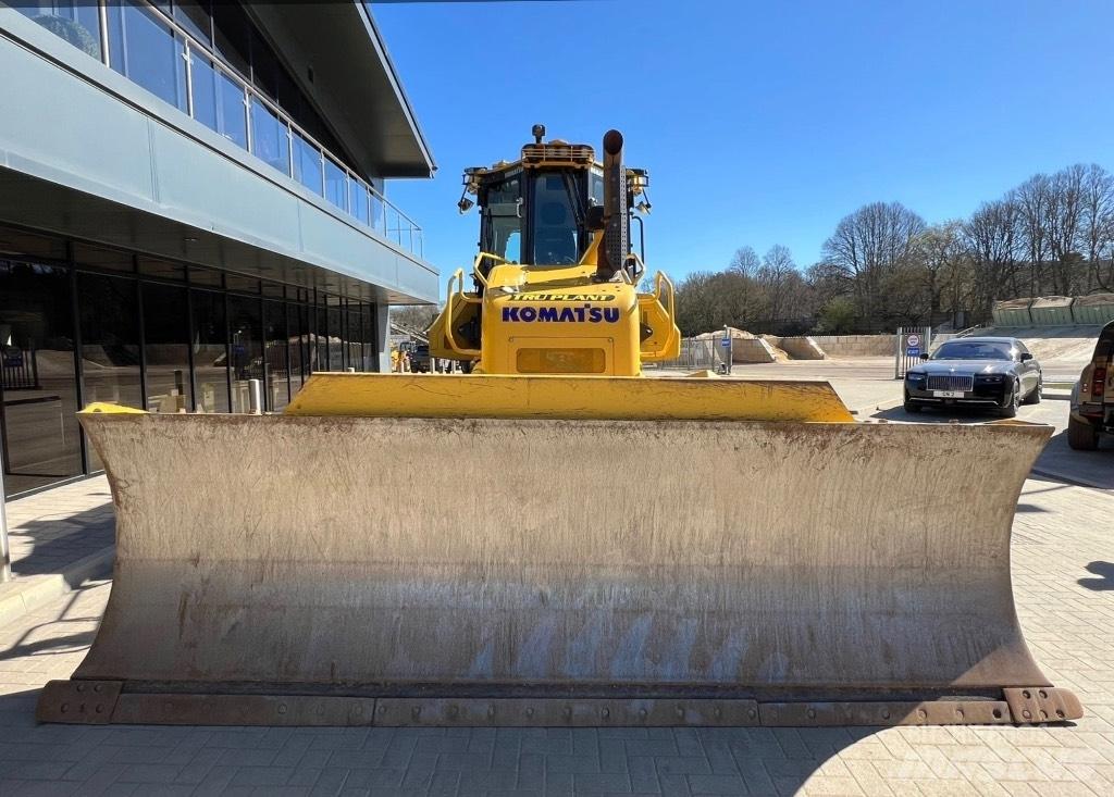 Komatsu D 71P Xi Buldožeri gusjeničari