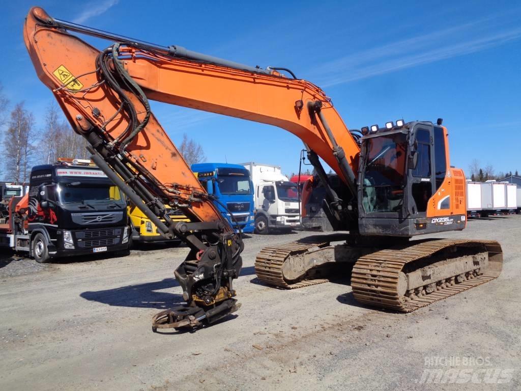 Doosan 235 LCR Bageri gusjeničari