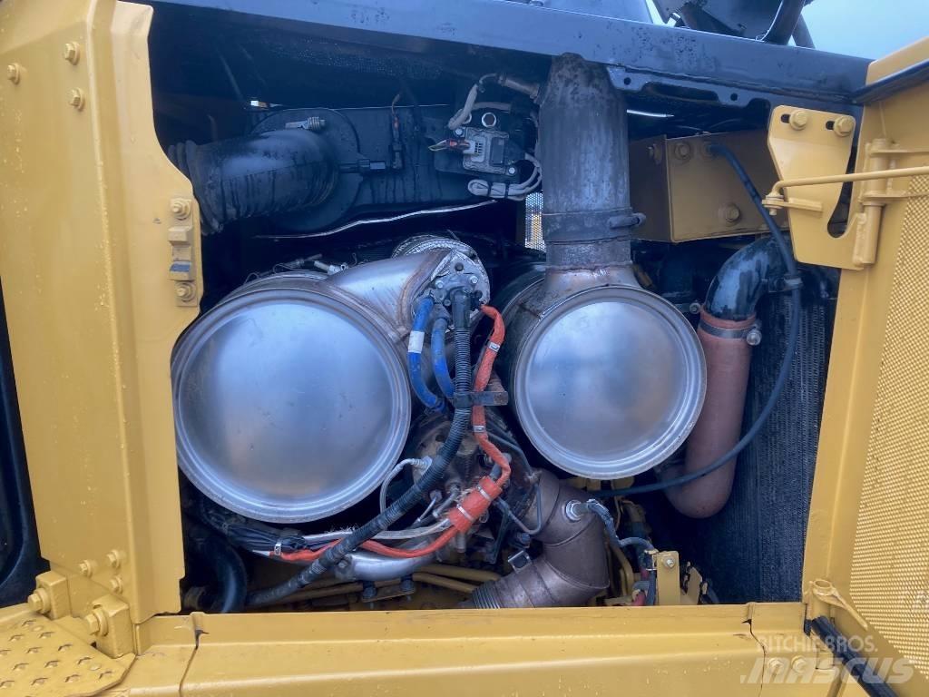 CAT D 6 LGP Buldožeri gusjeničari