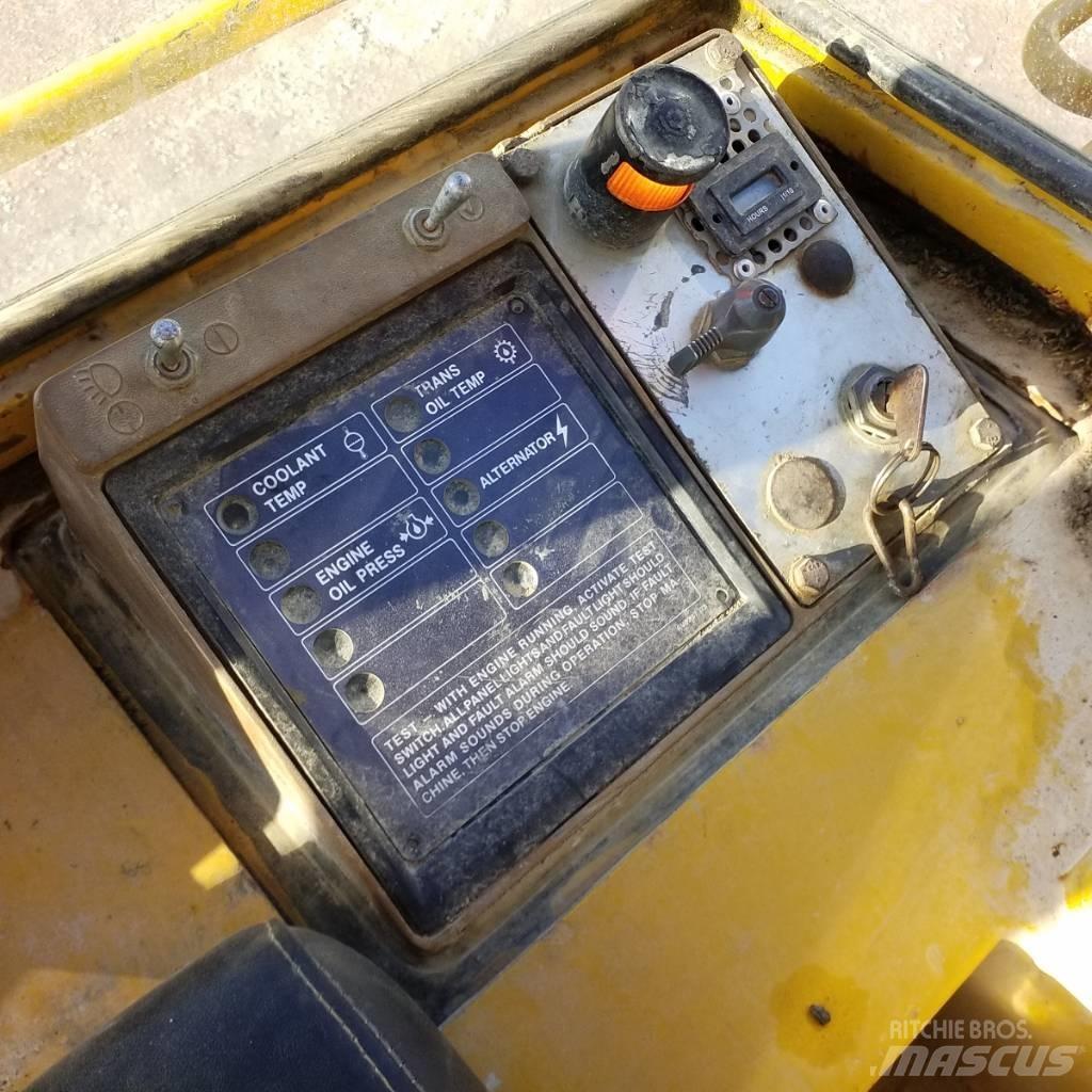 CAT 963 Utovarivači gusjeničari