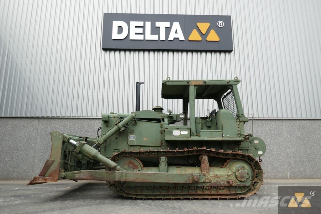 CAT D7F Ex-army Buldožeri gusjeničari