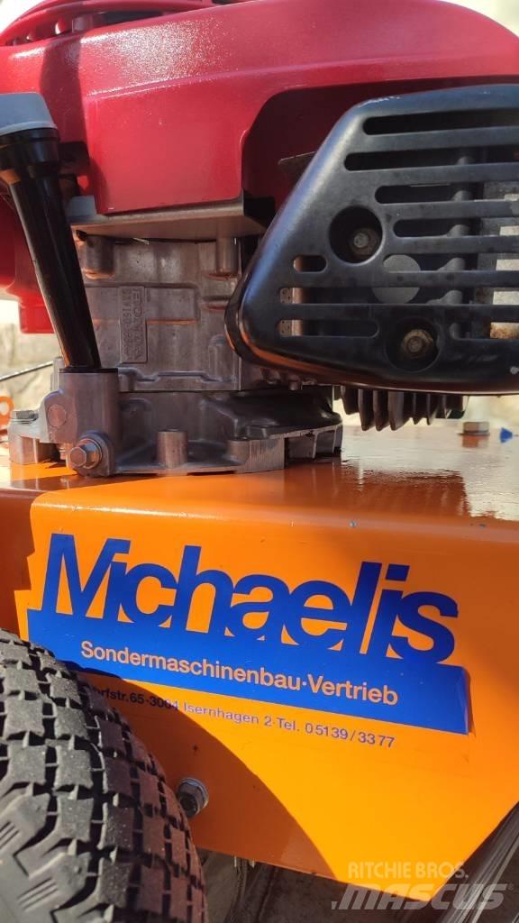 Michaelis KM 12 SV Strojevi za metenje