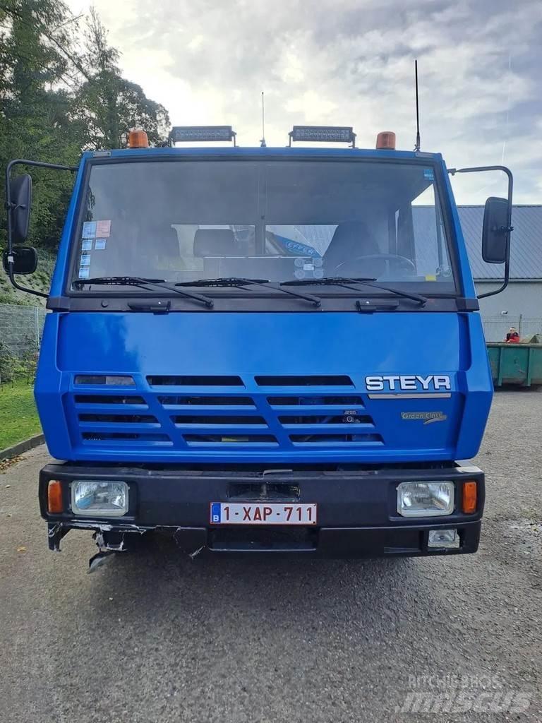 Steyr 19KP Rol kiper kamioni s kukama za dizanje