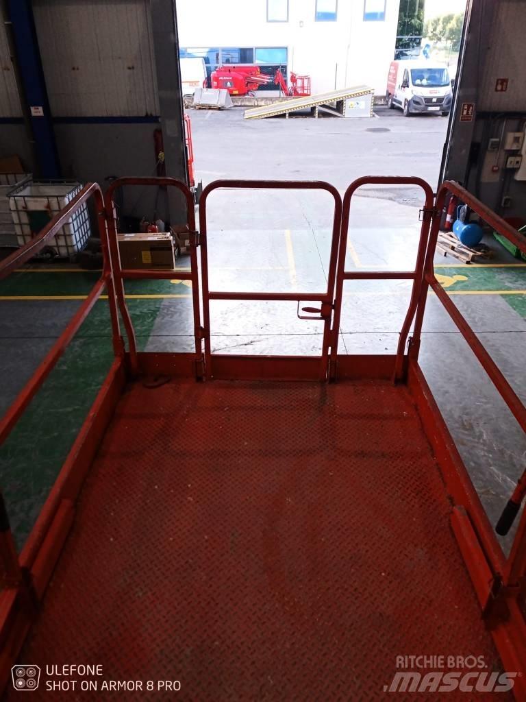 JLG 3369 LE Škaraste platforme