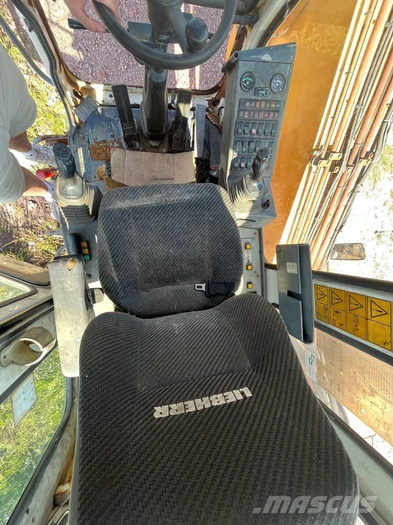 Liebherr A 904 C Bageri za manipuliranje materijalom / otpadom