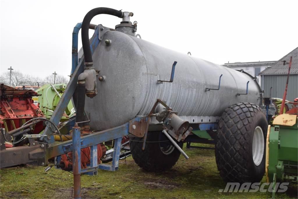  JW Perk P7000 Rasipači gnojiva