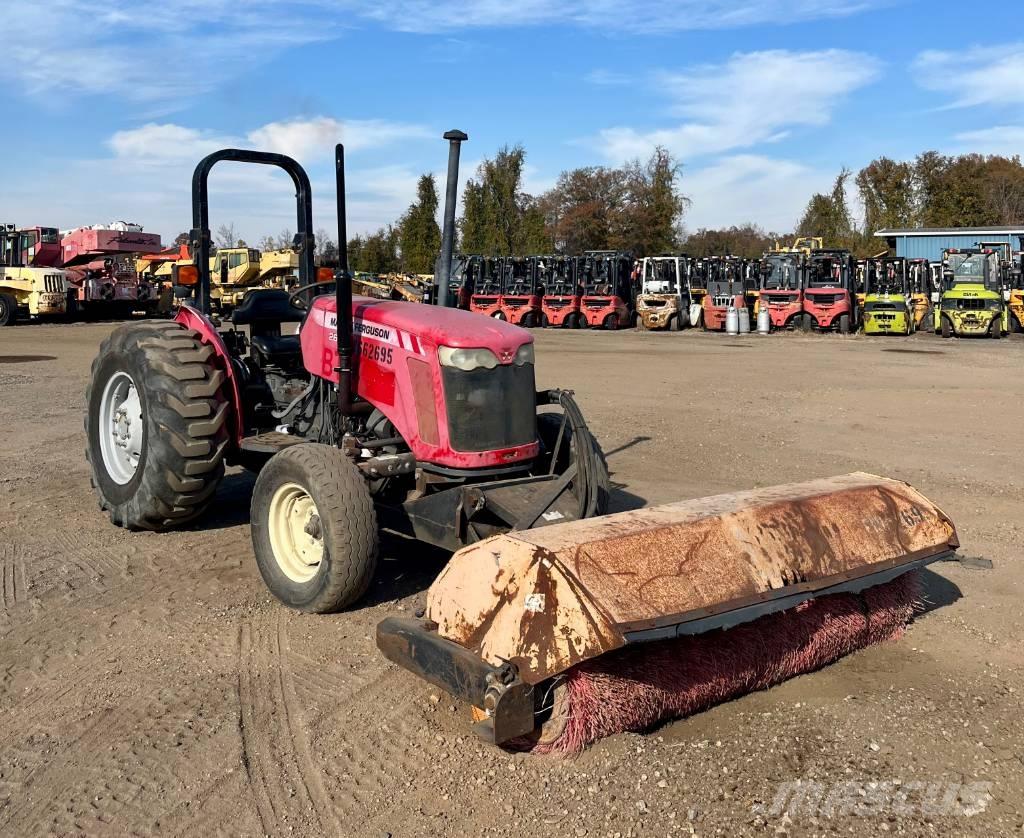 Massey Ferguson 2615 Traktori