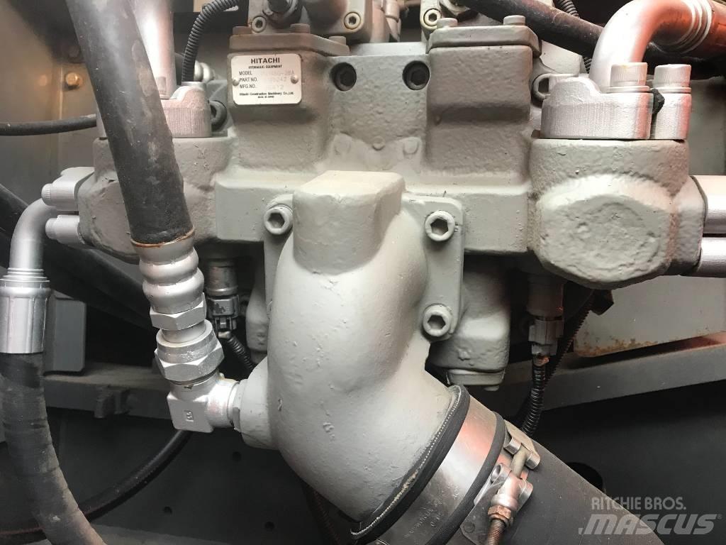 Hitachi ZX 210 Bageri gusjeničari