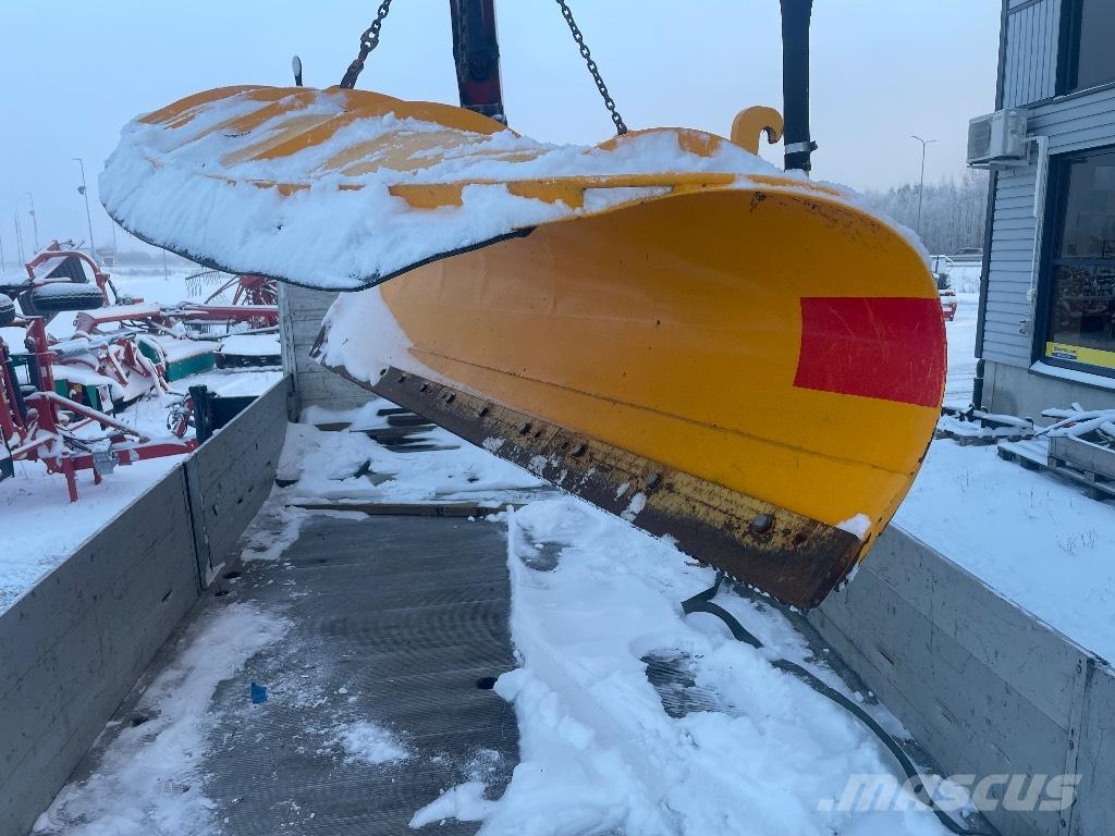  Vuomet 13 H Lumiaura Sniježne daske i  plugovi