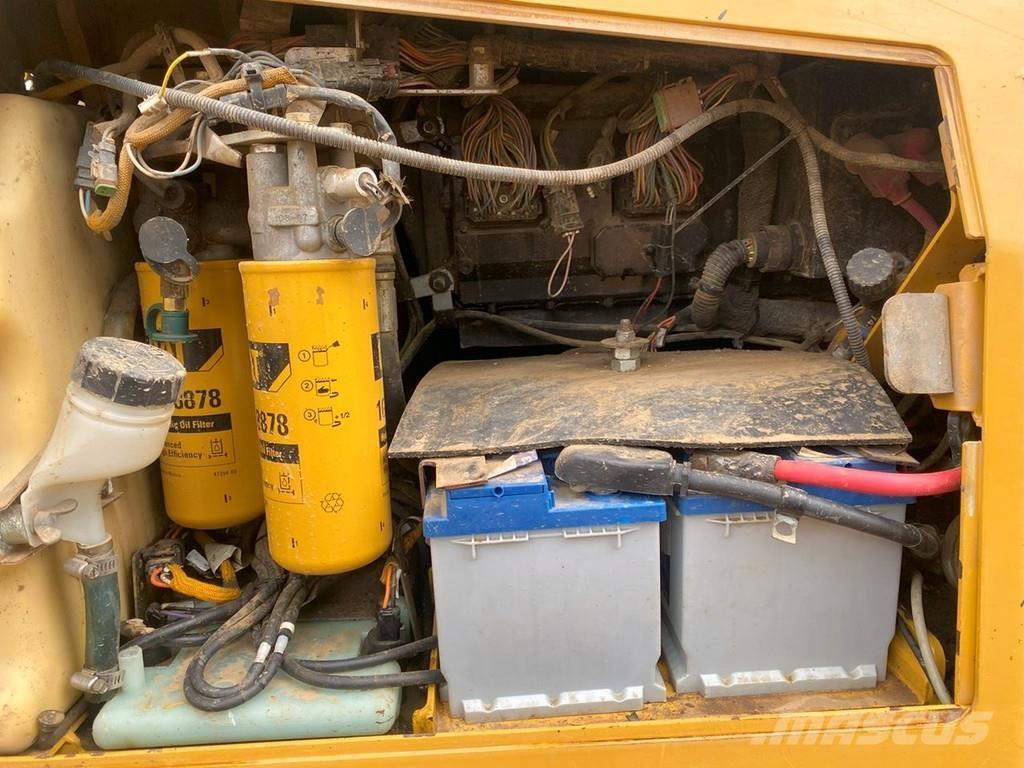 CAT D6 K LGP Buldožeri gusjeničari