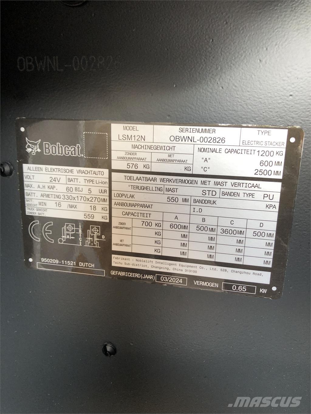 Bobcat LSM12N Samopogonski ručni viličari