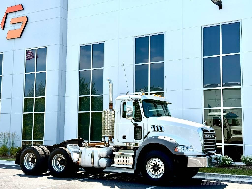 Mack GU 813 Traktorske jedinice