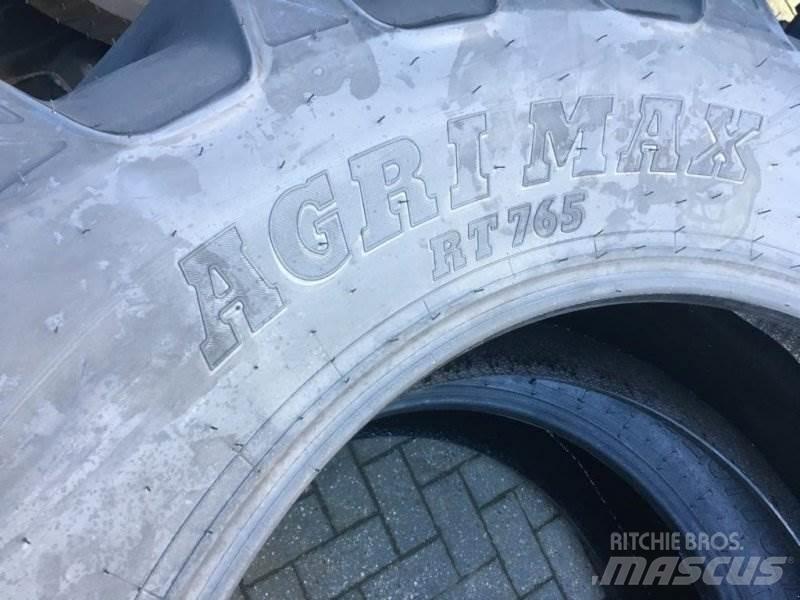 BKT 520/70 R 38 Gume, kotači i naplatci