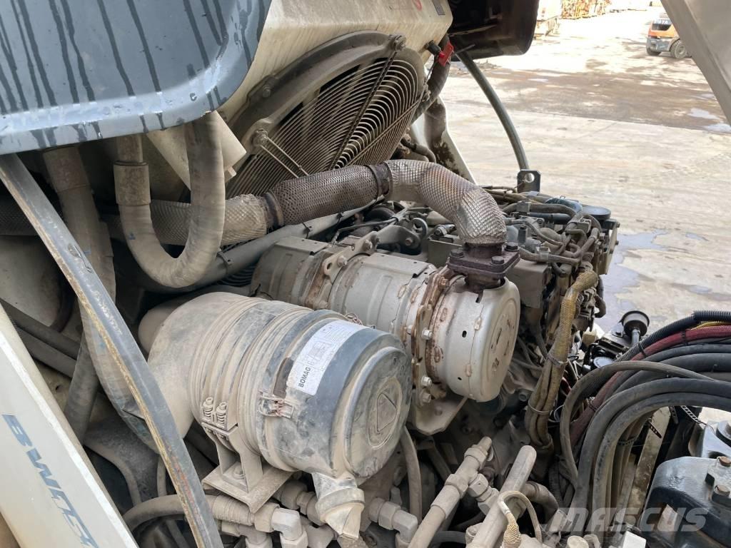 Bomag BW 151 AD-5 Valjci sa dvojnim bubnjem