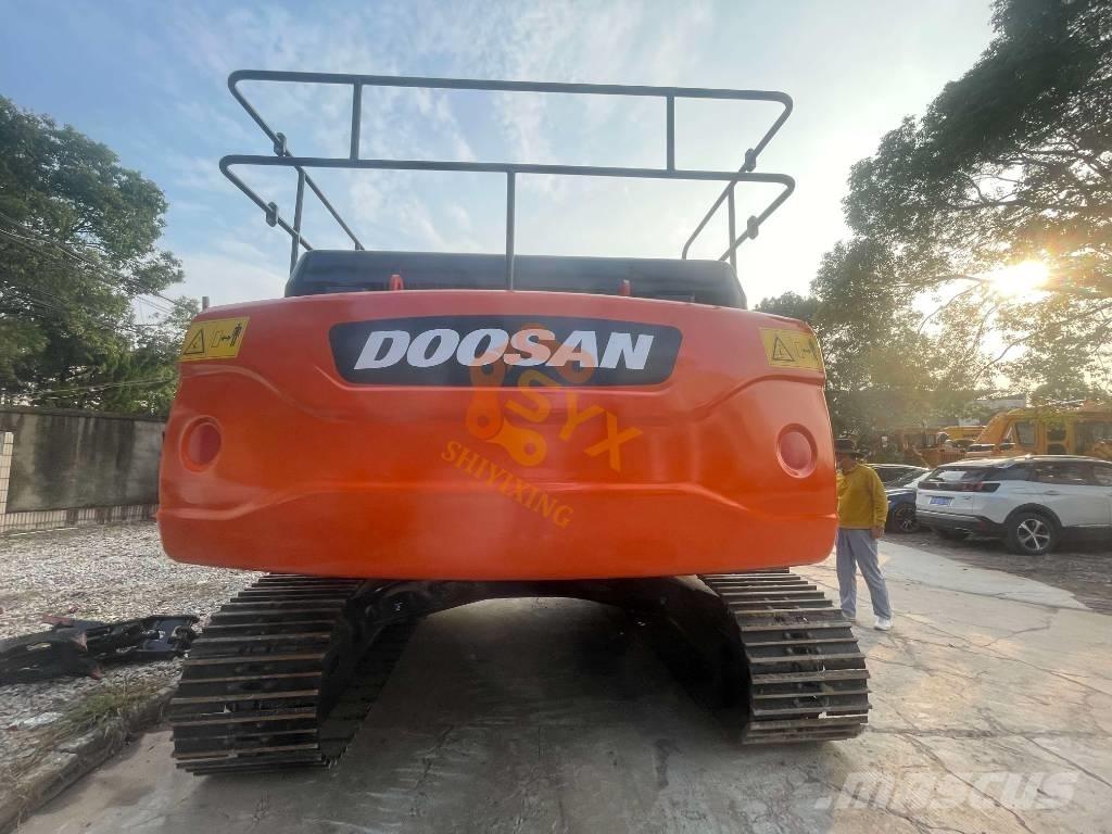 Doosan DX 300 Bageri gusjeničari