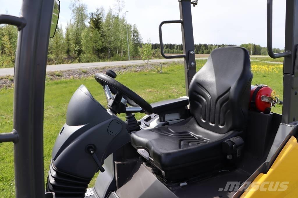 Mecalac MCL2 Skid steer mini utovarivači