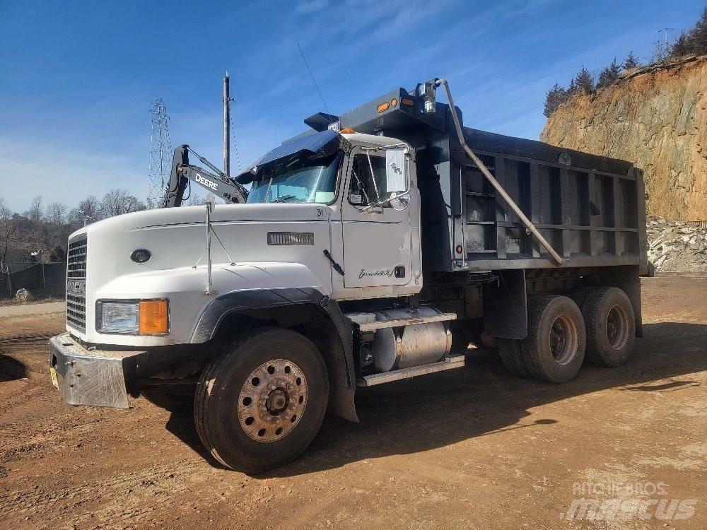 Mack CL 713 Kiper kamioni