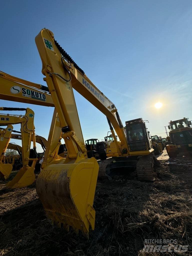 Komatsu PC 210 Bageri gusjeničari