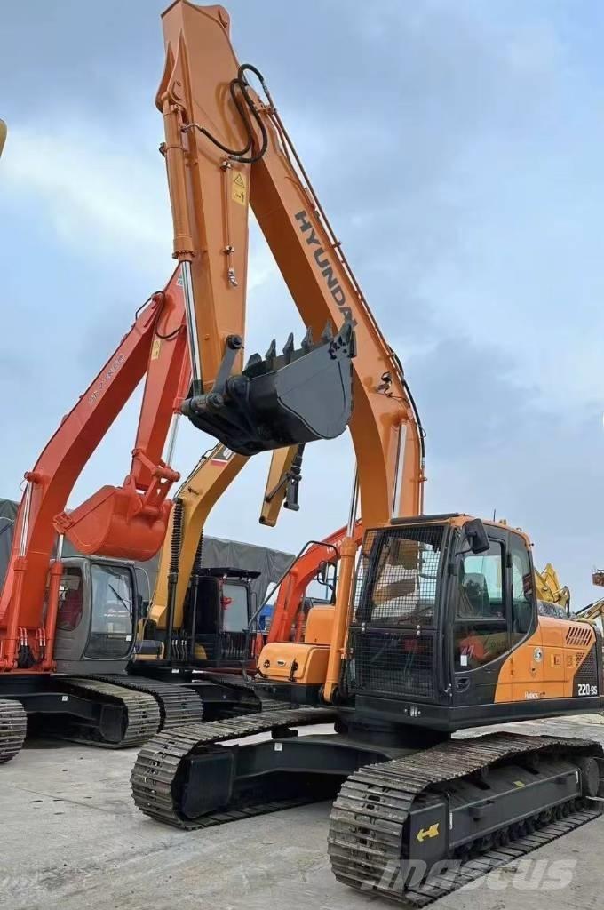 Hyundai 220 Bageri gusjeničari
