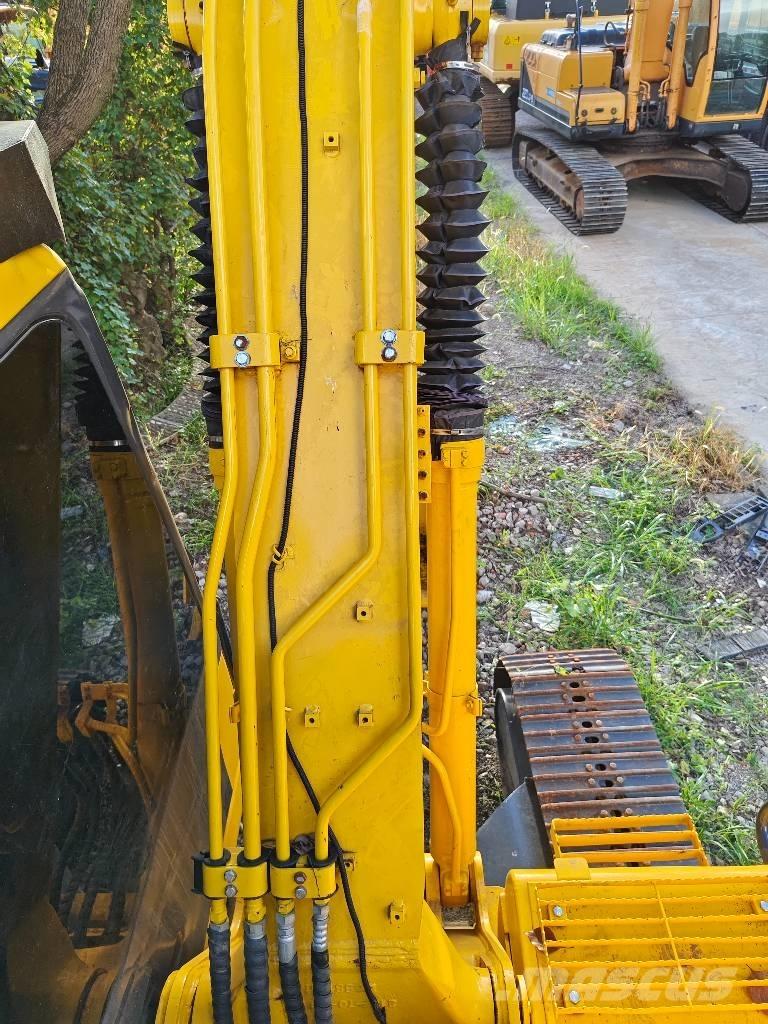 Komatsu PC 130-7 Bageri gusjeničari