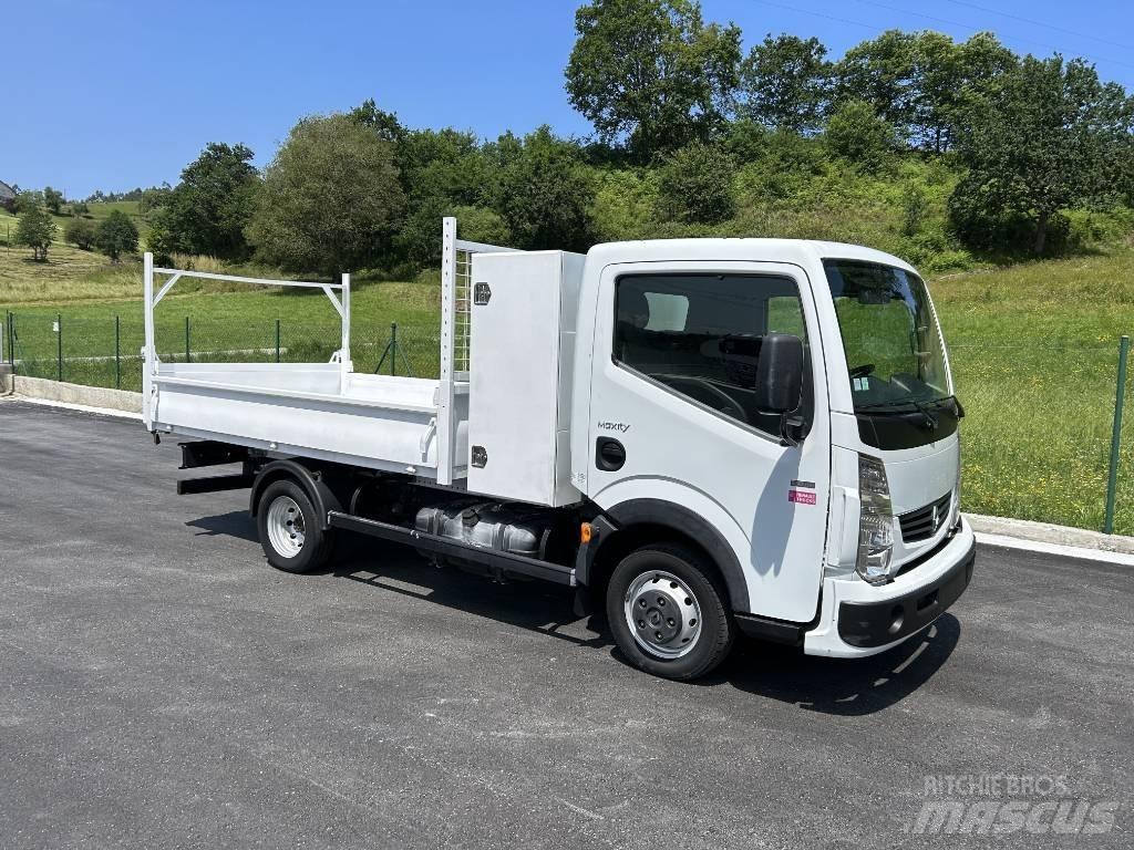 Renault Maxity Kiperi