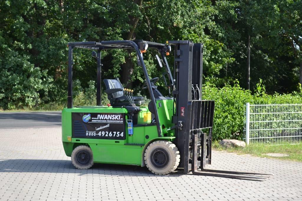 Hyundai 32 B-7 Električni viličari