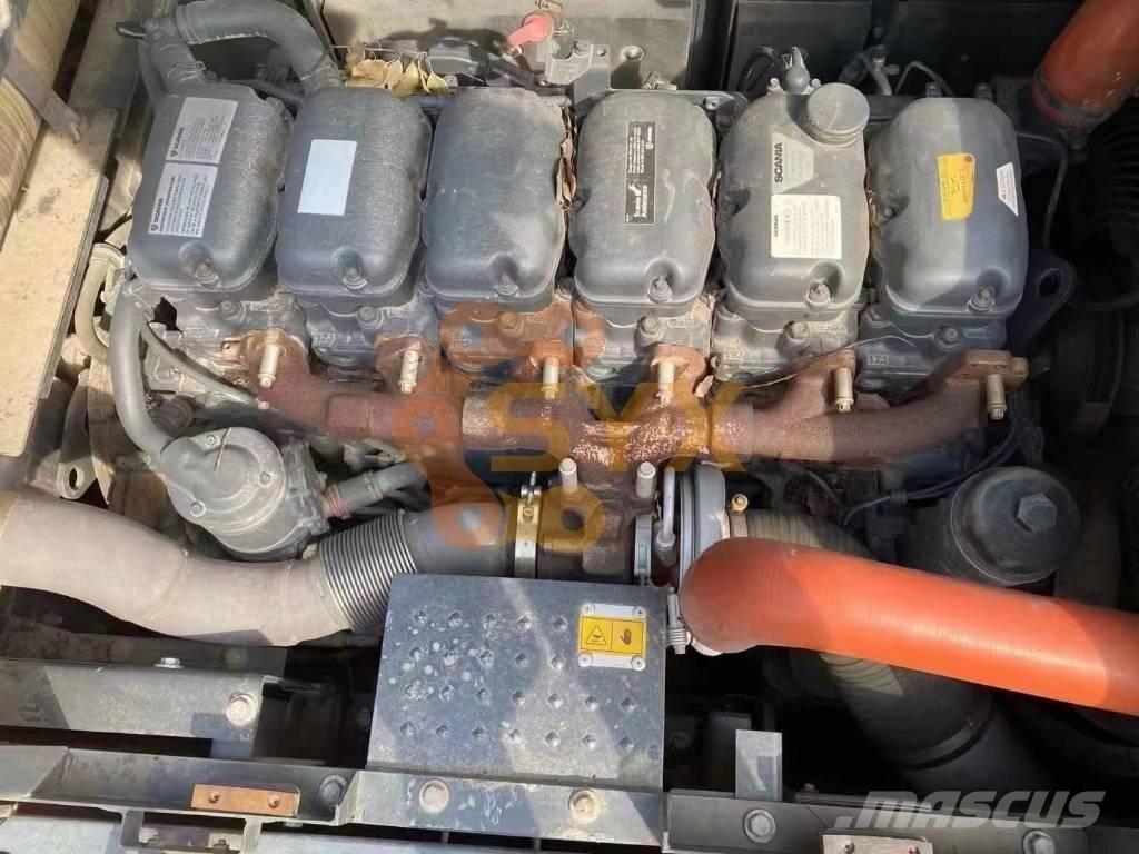 Doosan DX530 LC Bageri gusjeničari