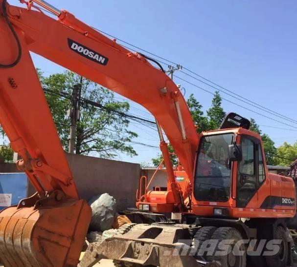 Doosan DH210W-7 Bageri na kotačima