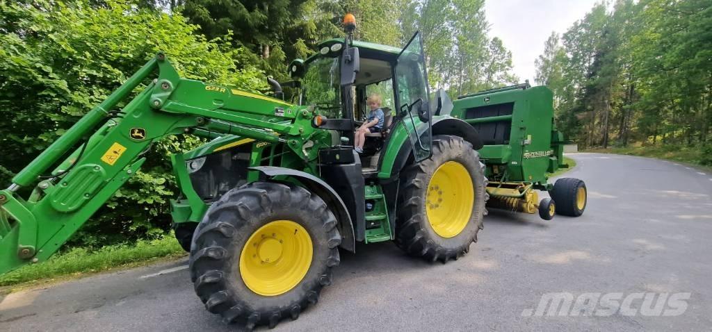 John Deere 6120 M Traktori