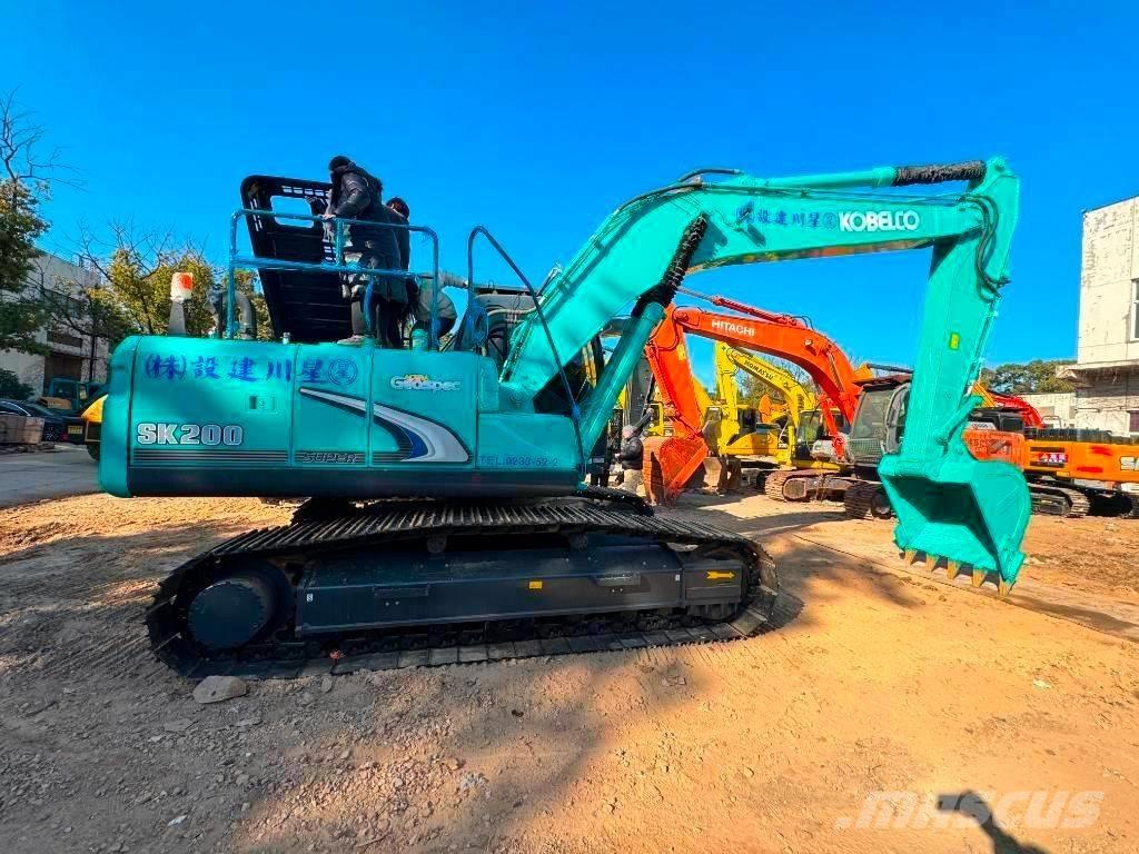 Kobelco SK 200-8 Bageri gusjeničari
