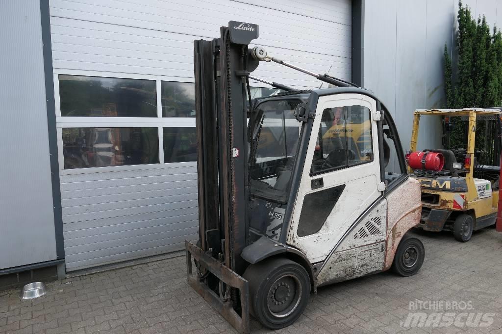 Linde H 35 D - 01 Dizelski viličari