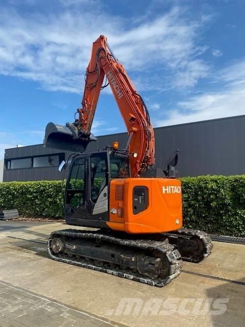 Hitachi ZX 135 US-6 Bageri gusjeničari