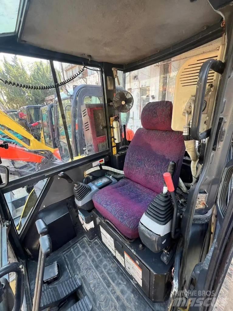 Komatsu PC 40 MR Mini bageri <7t