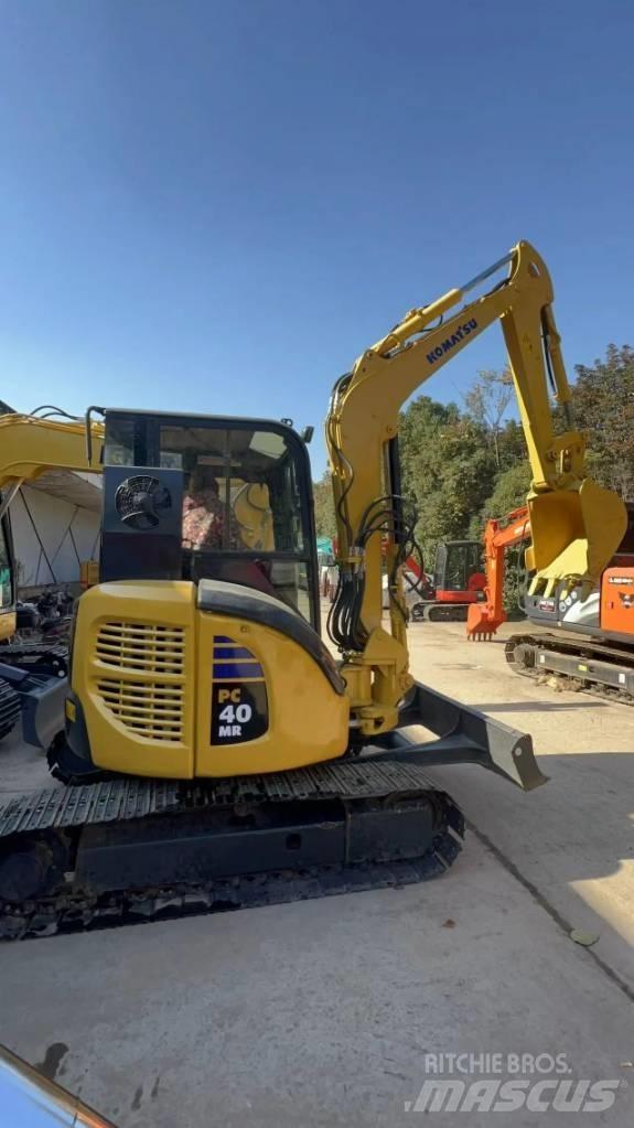 Komatsu PC 40 MR Mini bageri <7t