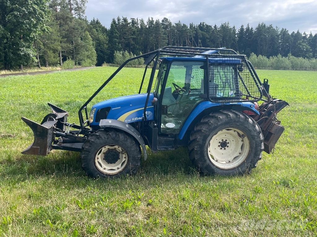 New Holland T5050 Šumski traktori