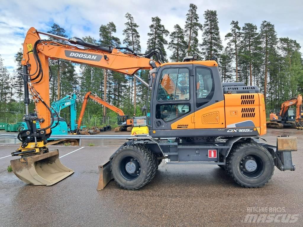 Doosan DX 165 W-5 Bageri na kotačima