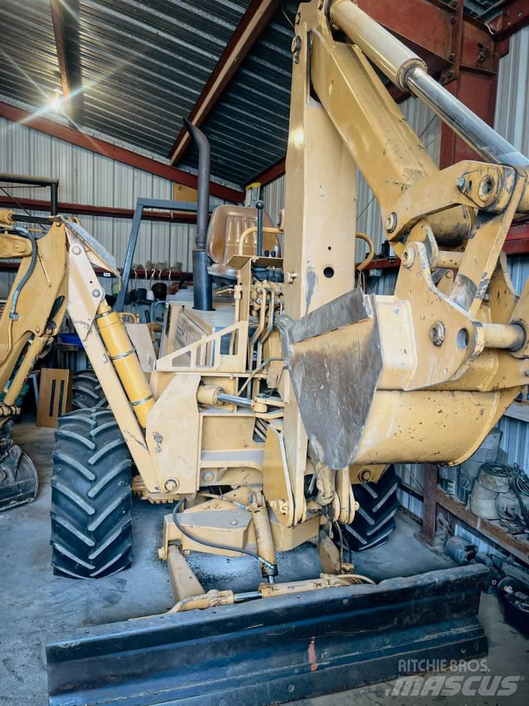 CASE 860 Rovokopači freze za kanale Trenčeri