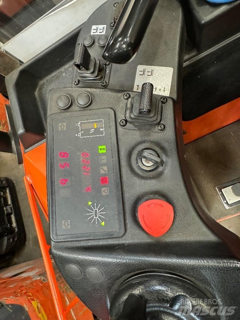 Toyota SSE135L Samopogonski ručni viličari