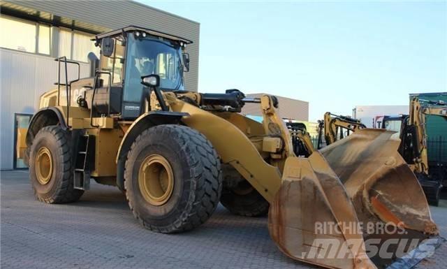 CAT 966M Utovarivači na kotačima
