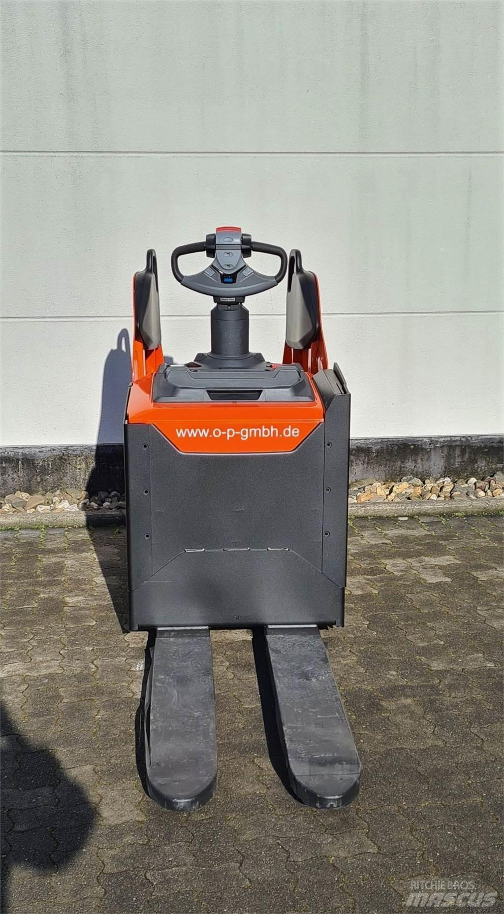 Toyota LPE 250 Nisko podizni električni viličar
