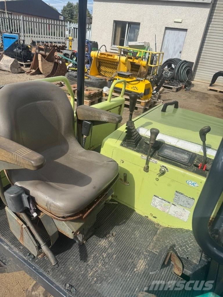 Yanmar C 30 Demperi na gusjenice